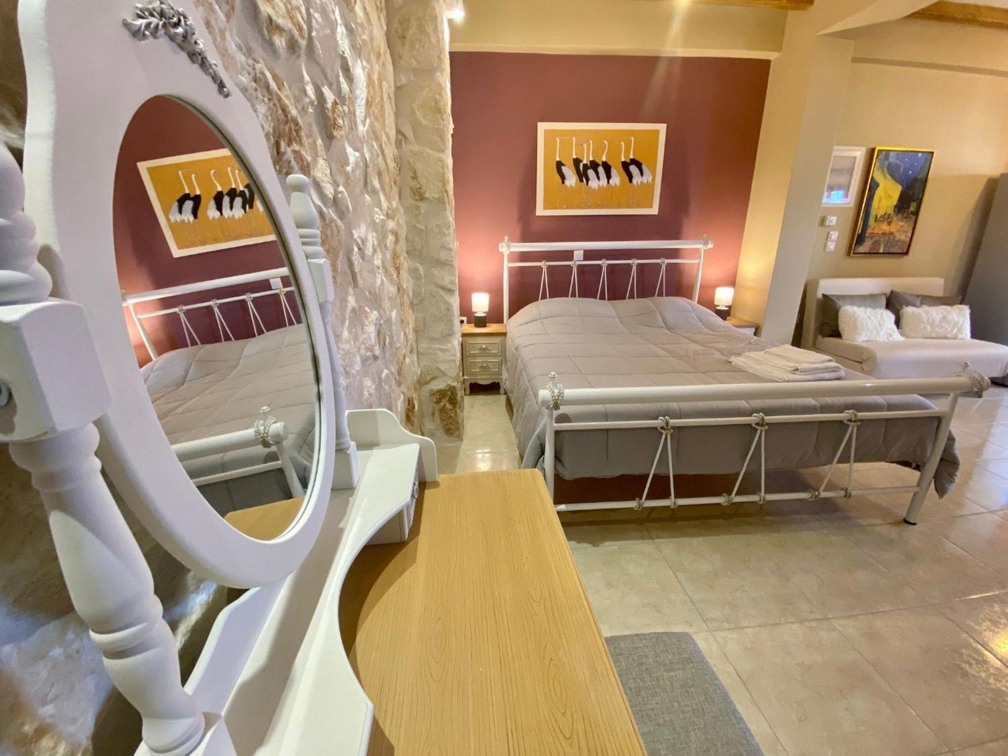 Panoraias Luxury Suite Kyparissia Esterno foto